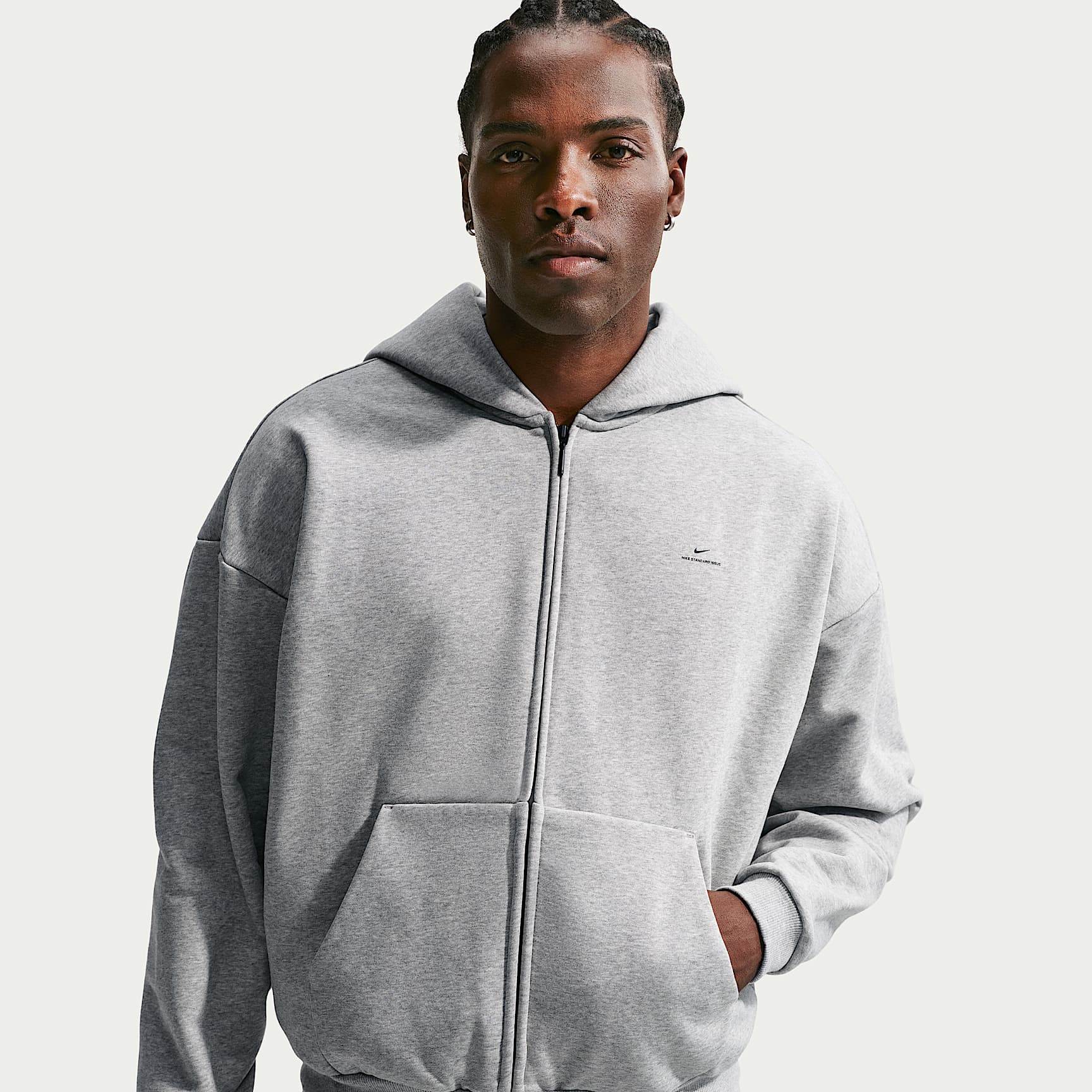 Nike Standard Issue Men's Therma-FIT Full-Zip Basketball Hoodie